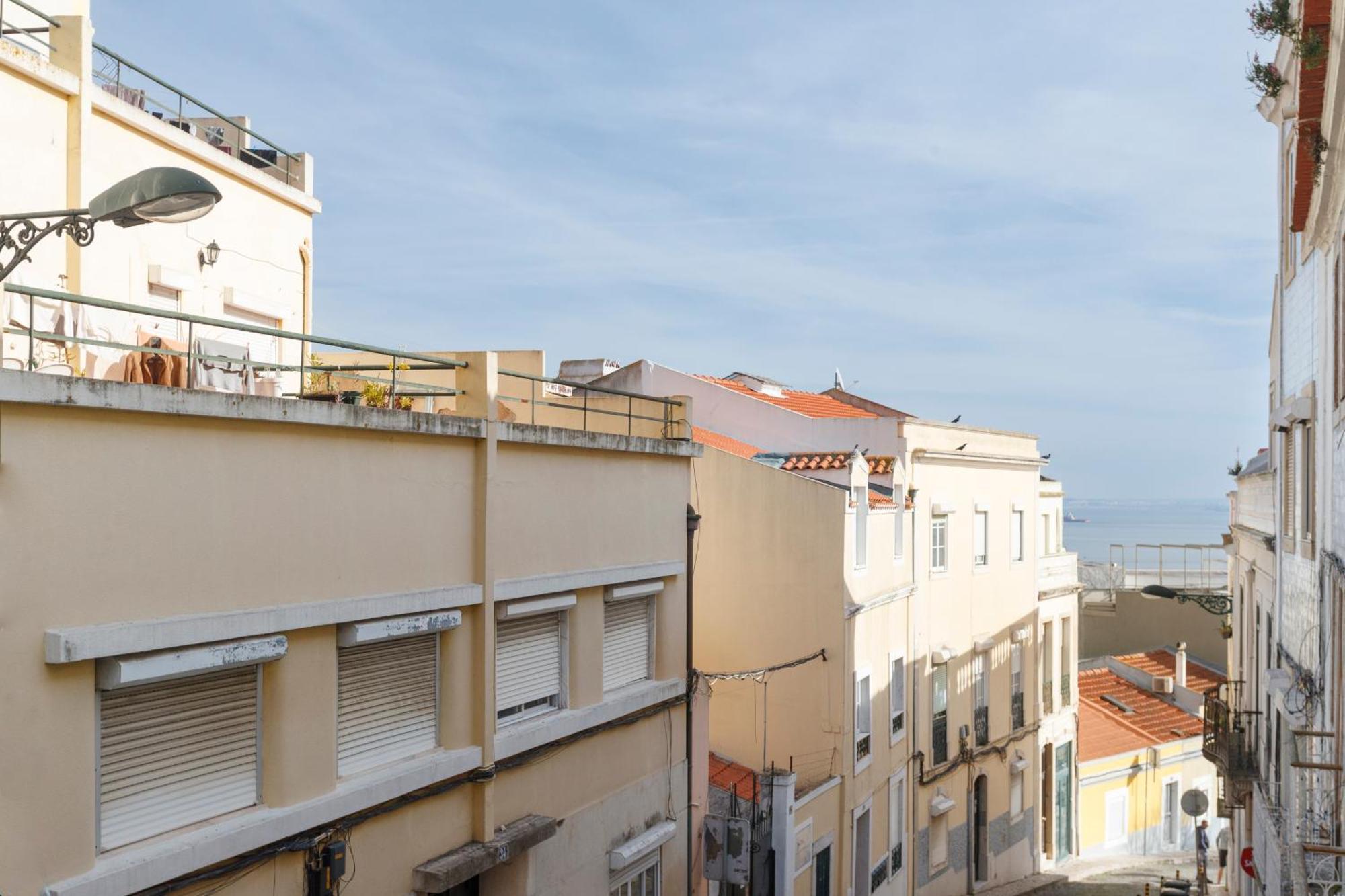 Barbadinhos Apartments In Lisbon Historic Neighborhood Dış mekan fotoğraf